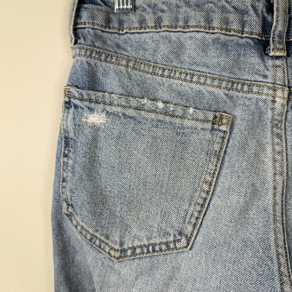 Bershka Slim Boyfriend Light Wash Distressed Jeans Size 2 - Picture 8 of 10
